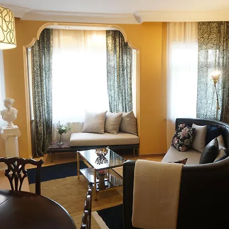 Beyoglu Cihangir'de Sicacik Appartement