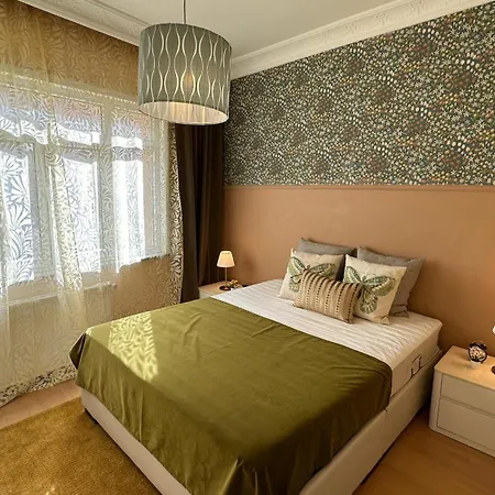 Beyoglu Cihangir'de Sicacik Appartement