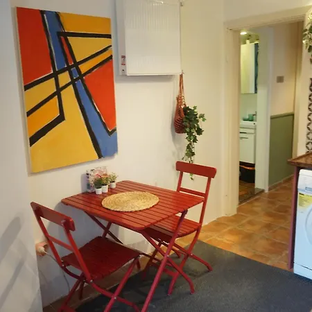 Beyoglu Cihangir'de Sicacik Istambul