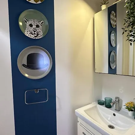 Beyoglu Cihangir'de Sicacik Appartement *